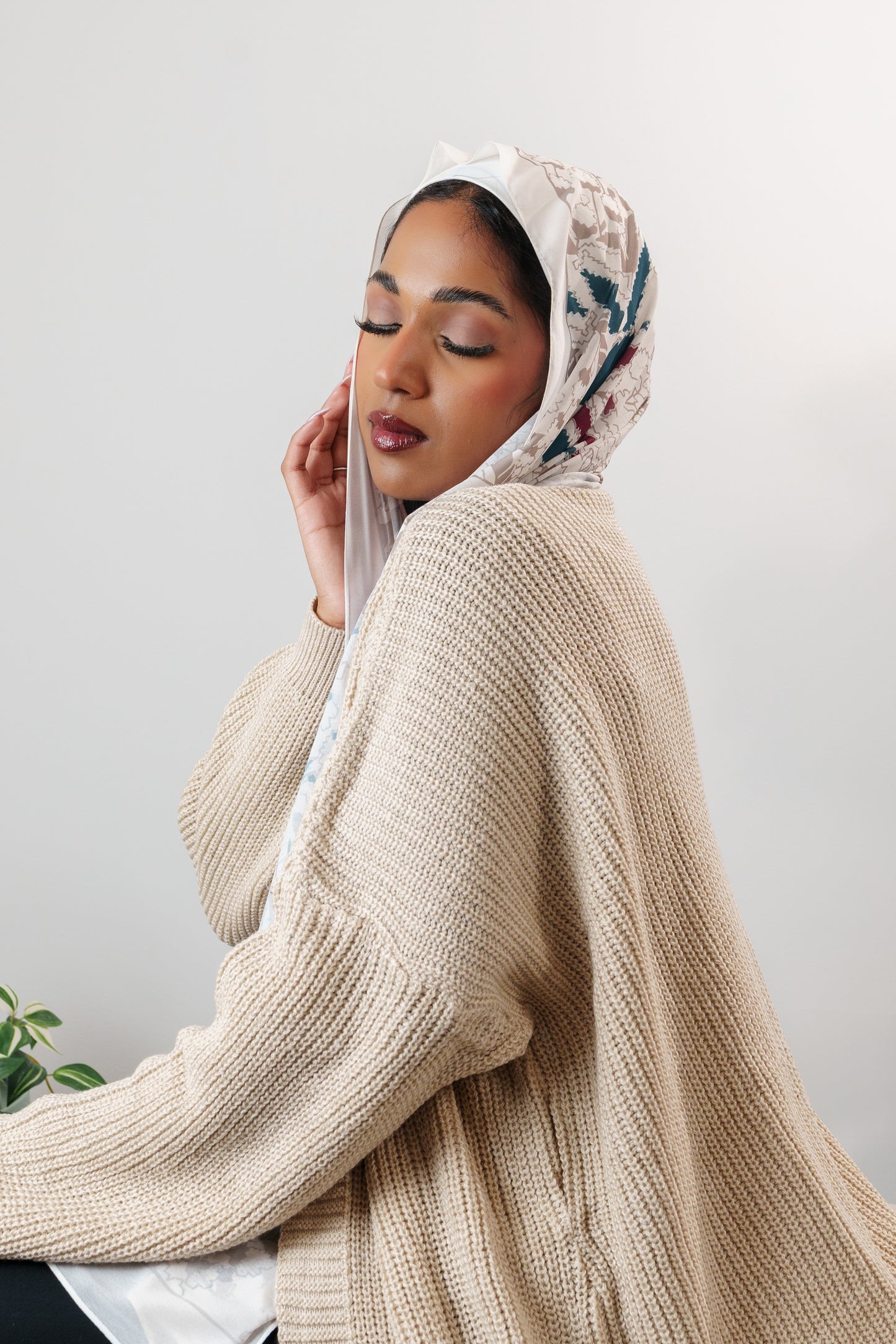 Long cardigan with pockets