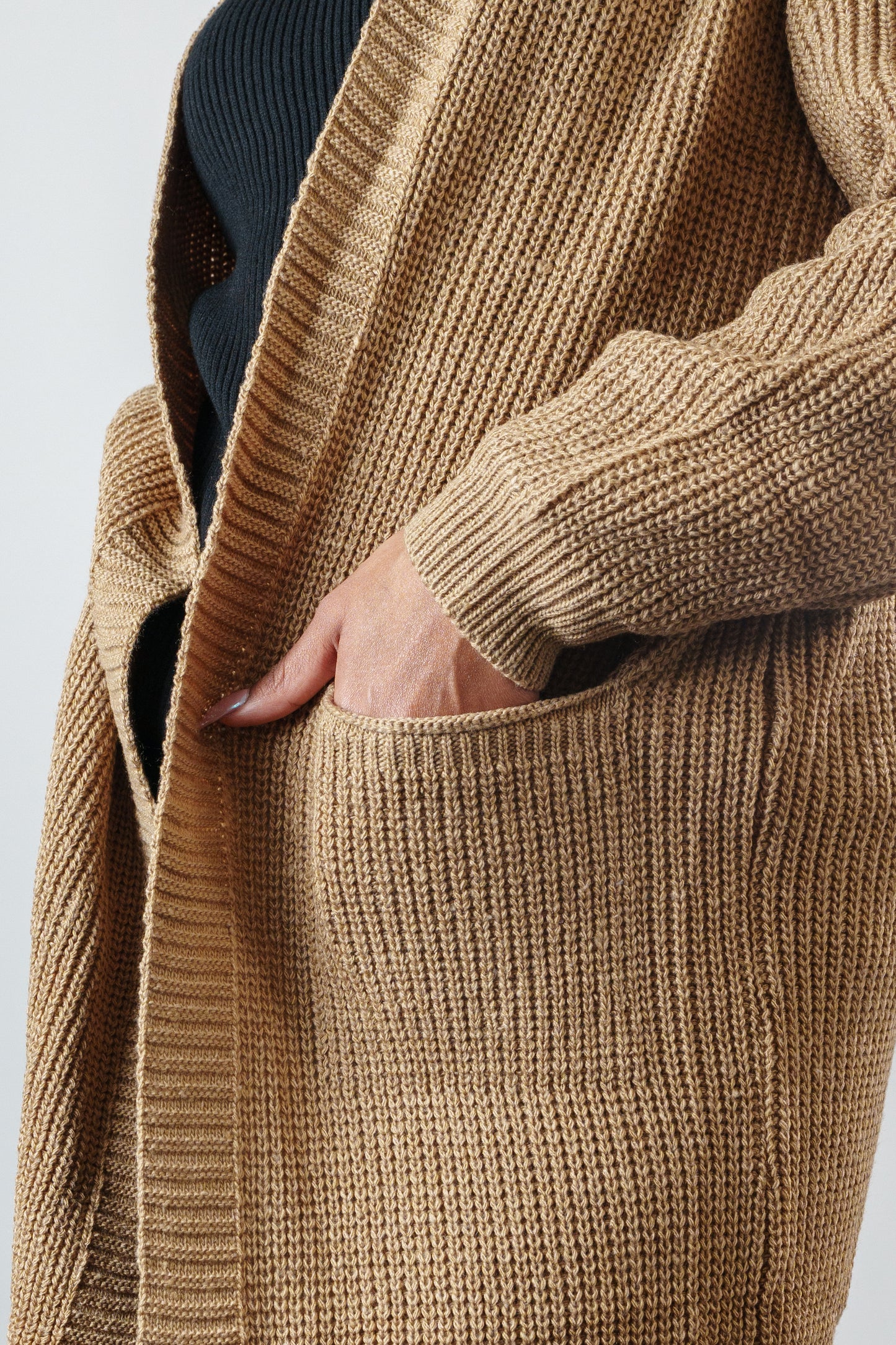 Long cardigan with pockets