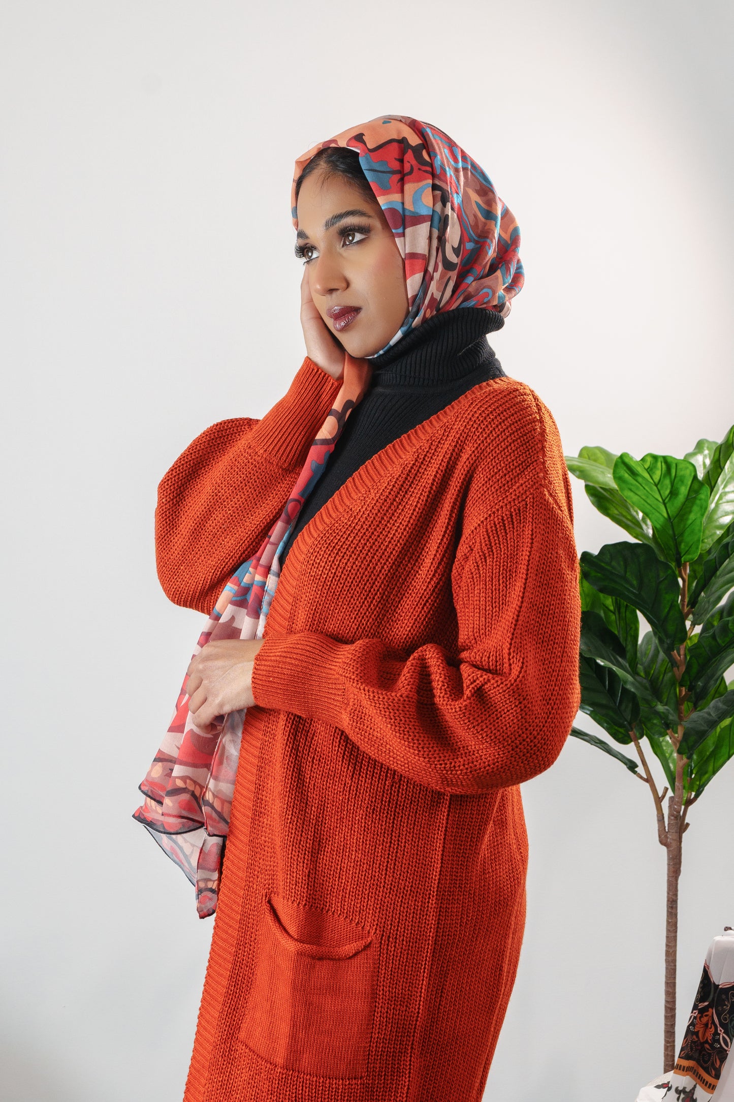 Long cardigan with pockets