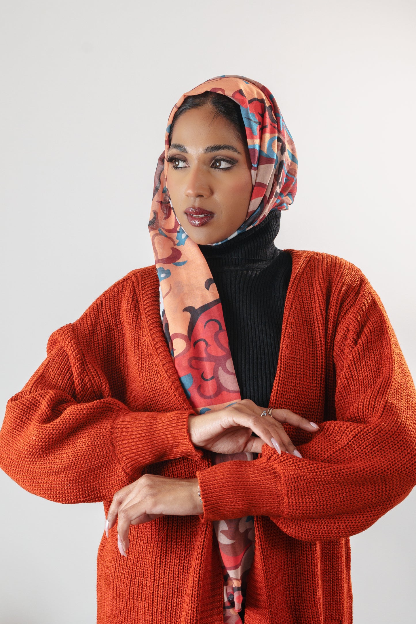 Long cardigan with pockets