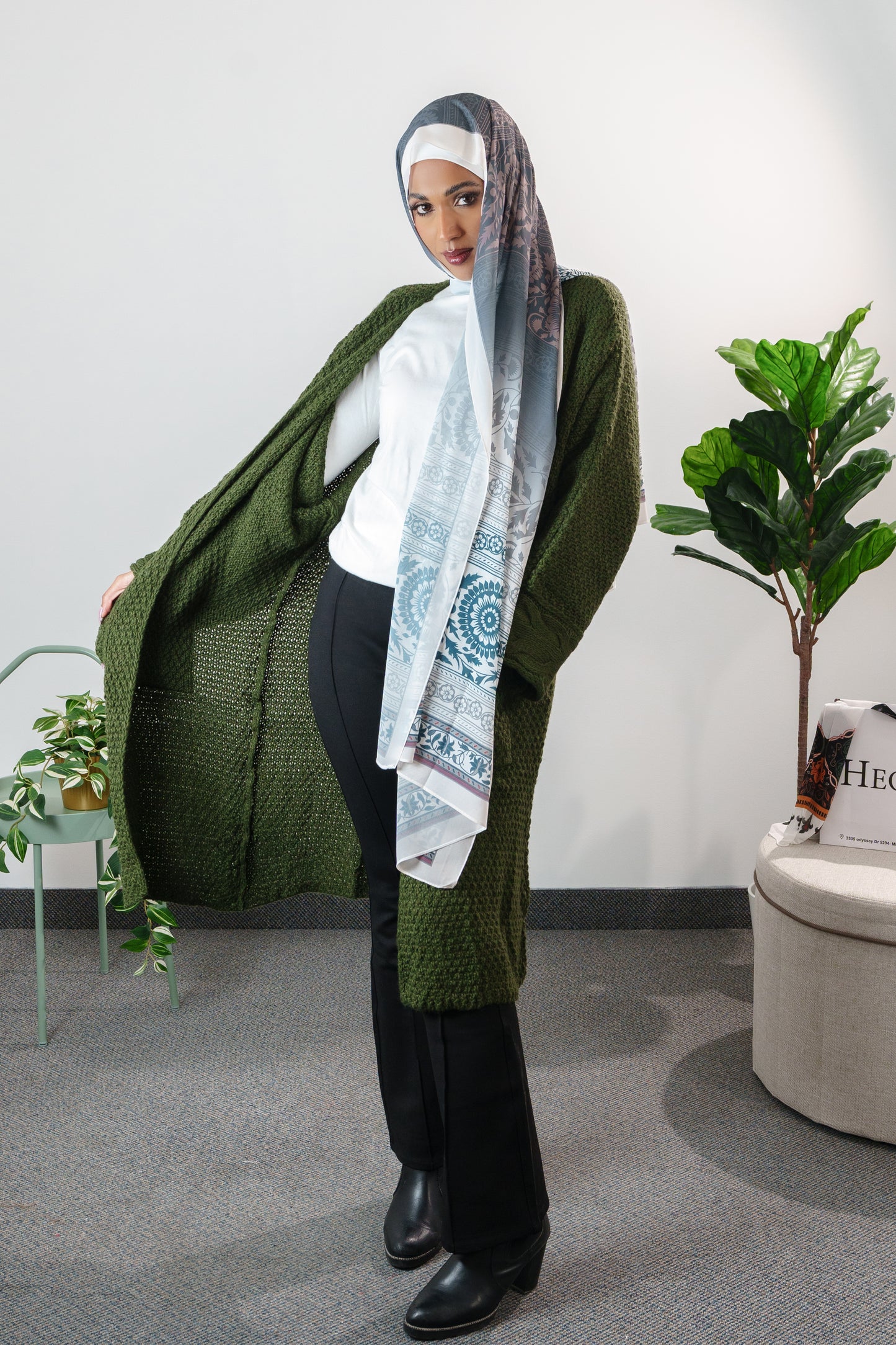 Long cardigan with pockets