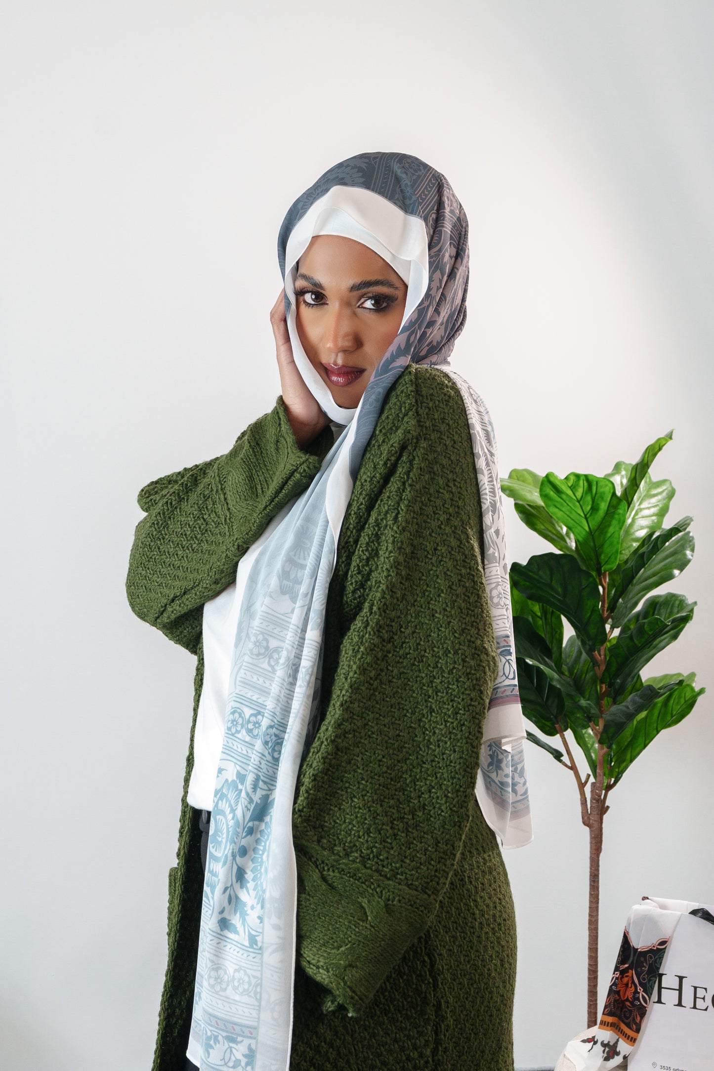 Long cardigan with pockets