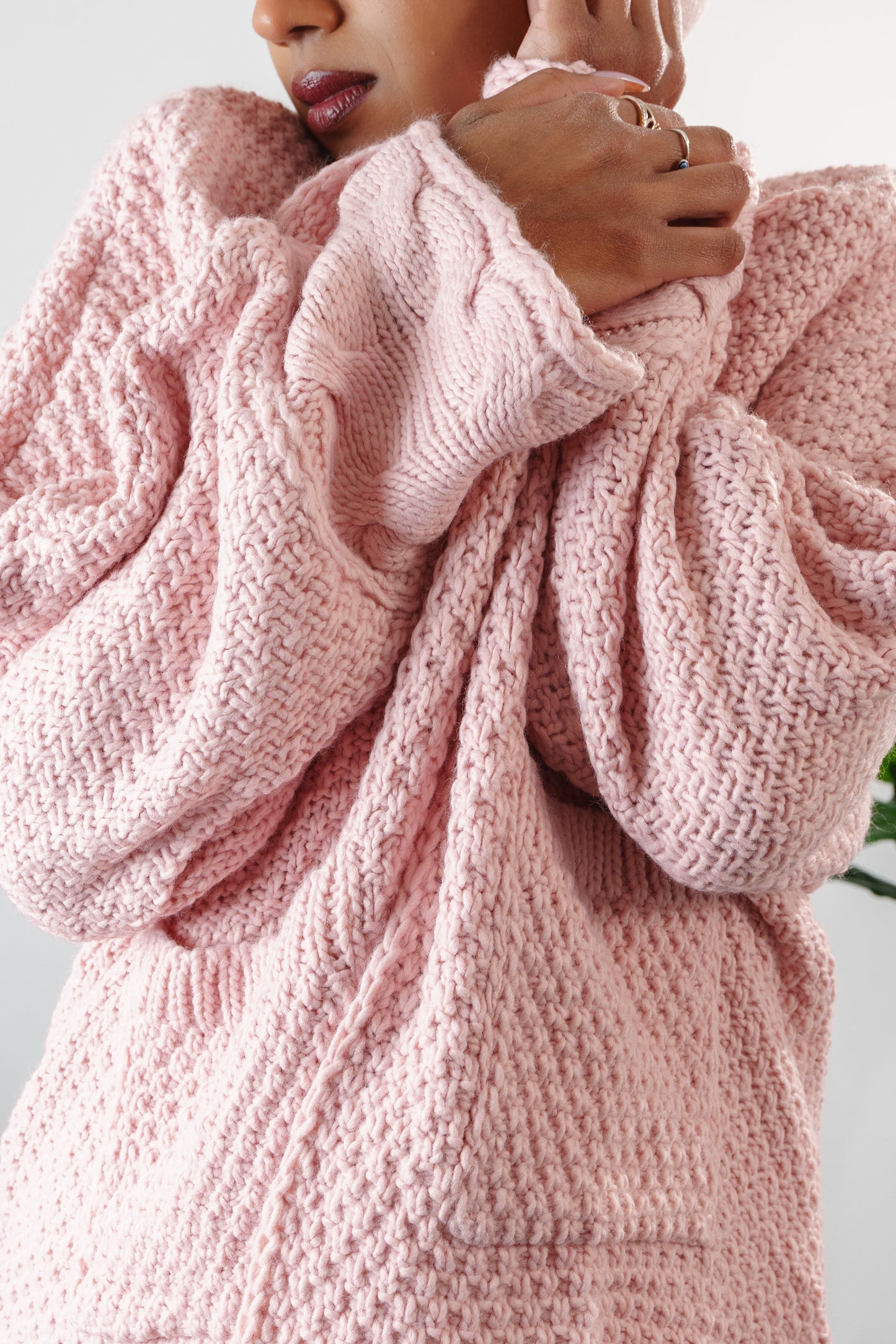 Long cardigan with pockets