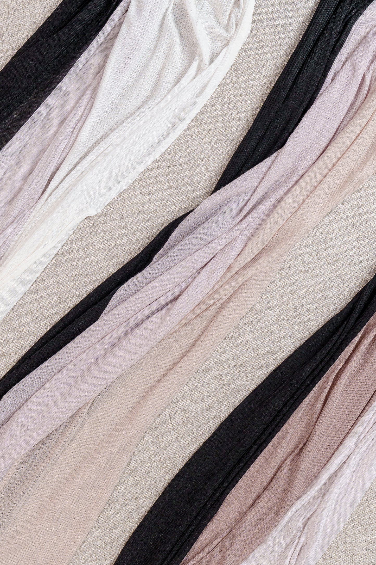 multicolor kuwaiti scarf