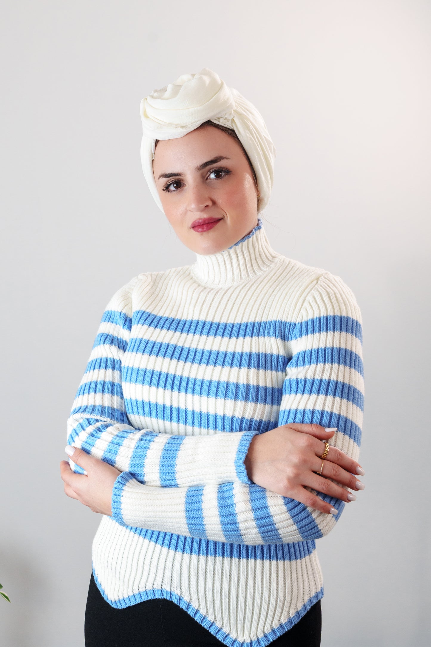 Col roulé avec coupe en V