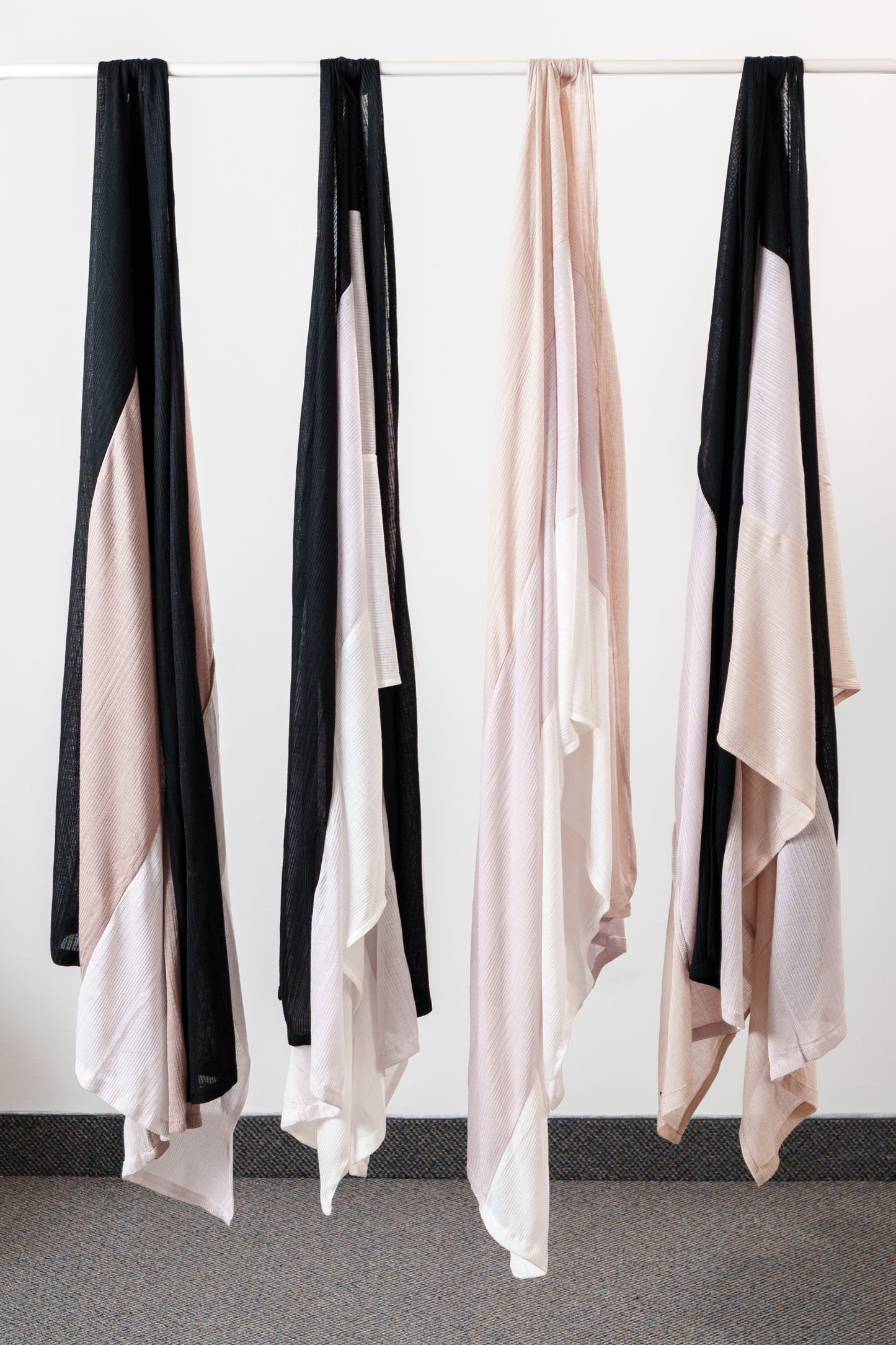 multicolor kuwaiti scarf