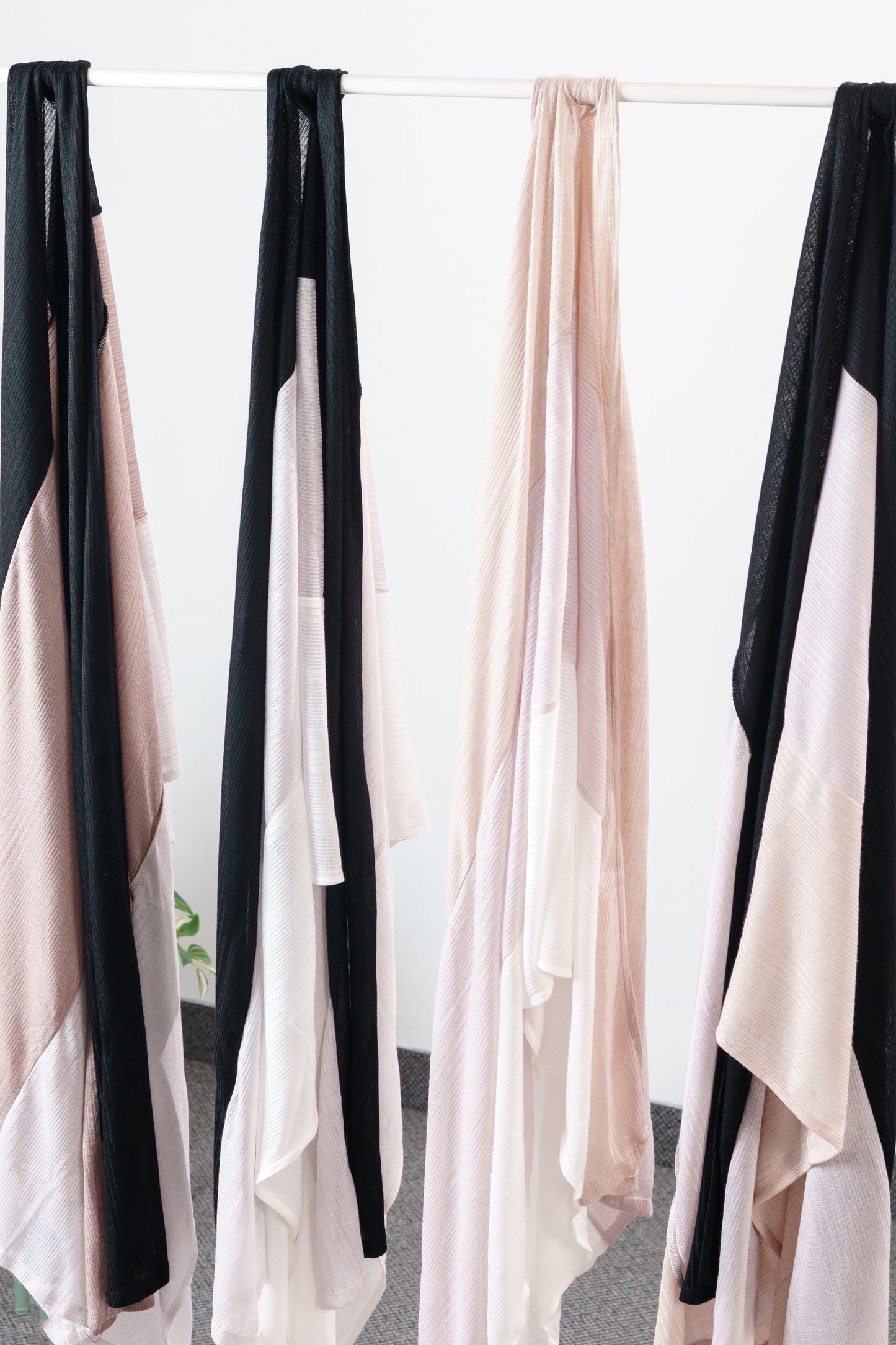 multicolor kuwaiti scarf