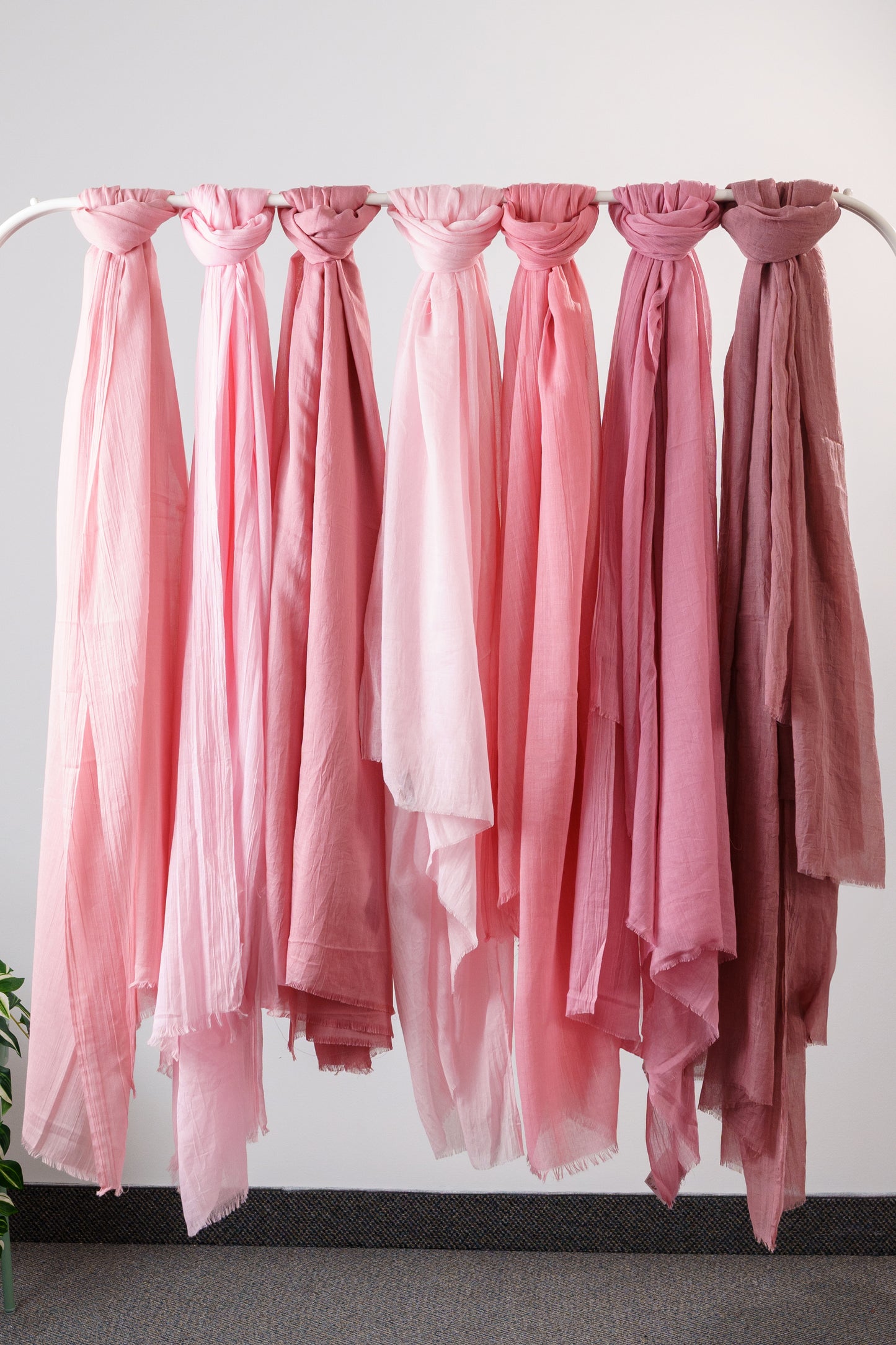 Women's Rose Petal Shash Scarf