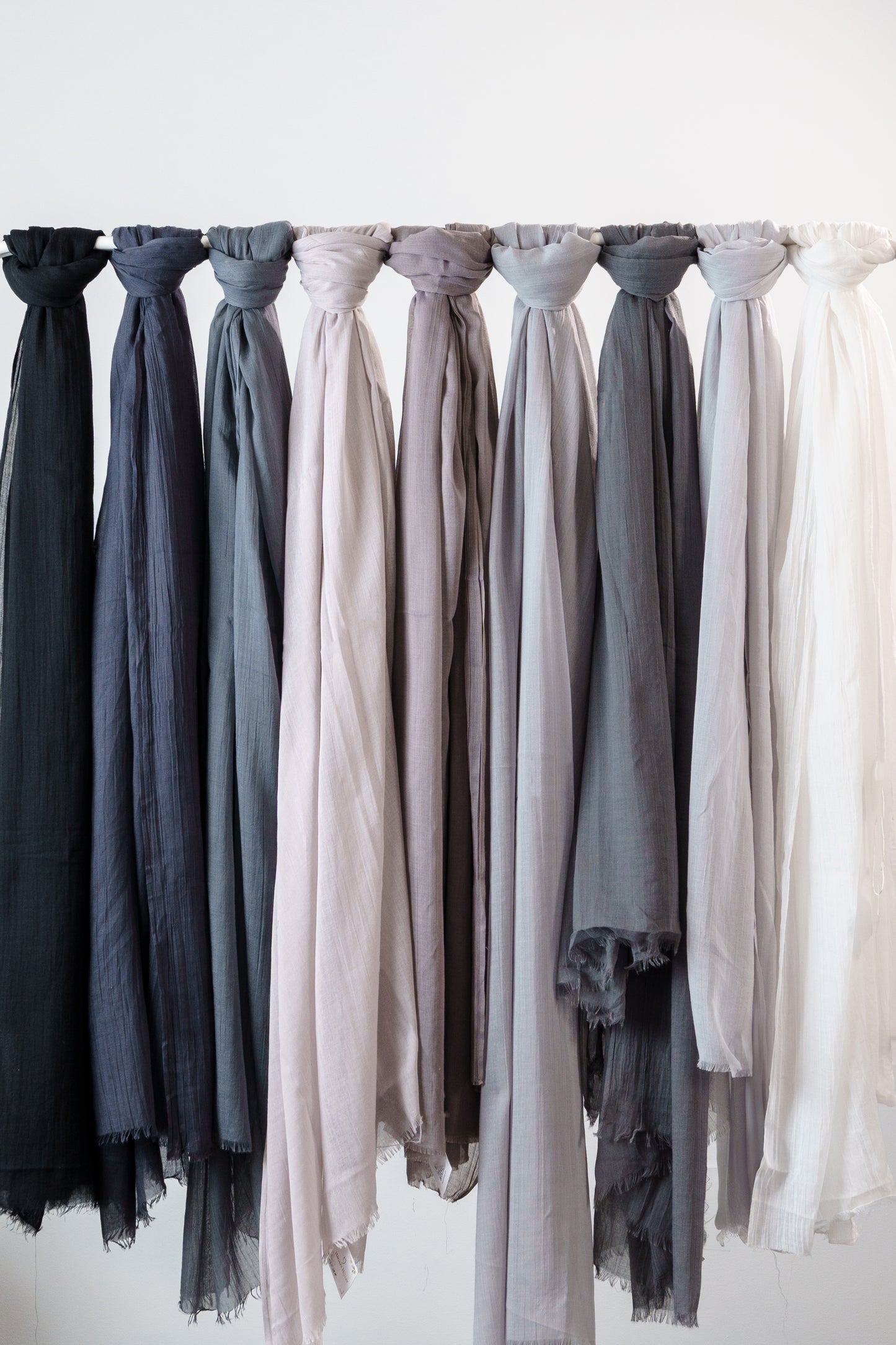 Women's Classic Neutral Shash Scarf