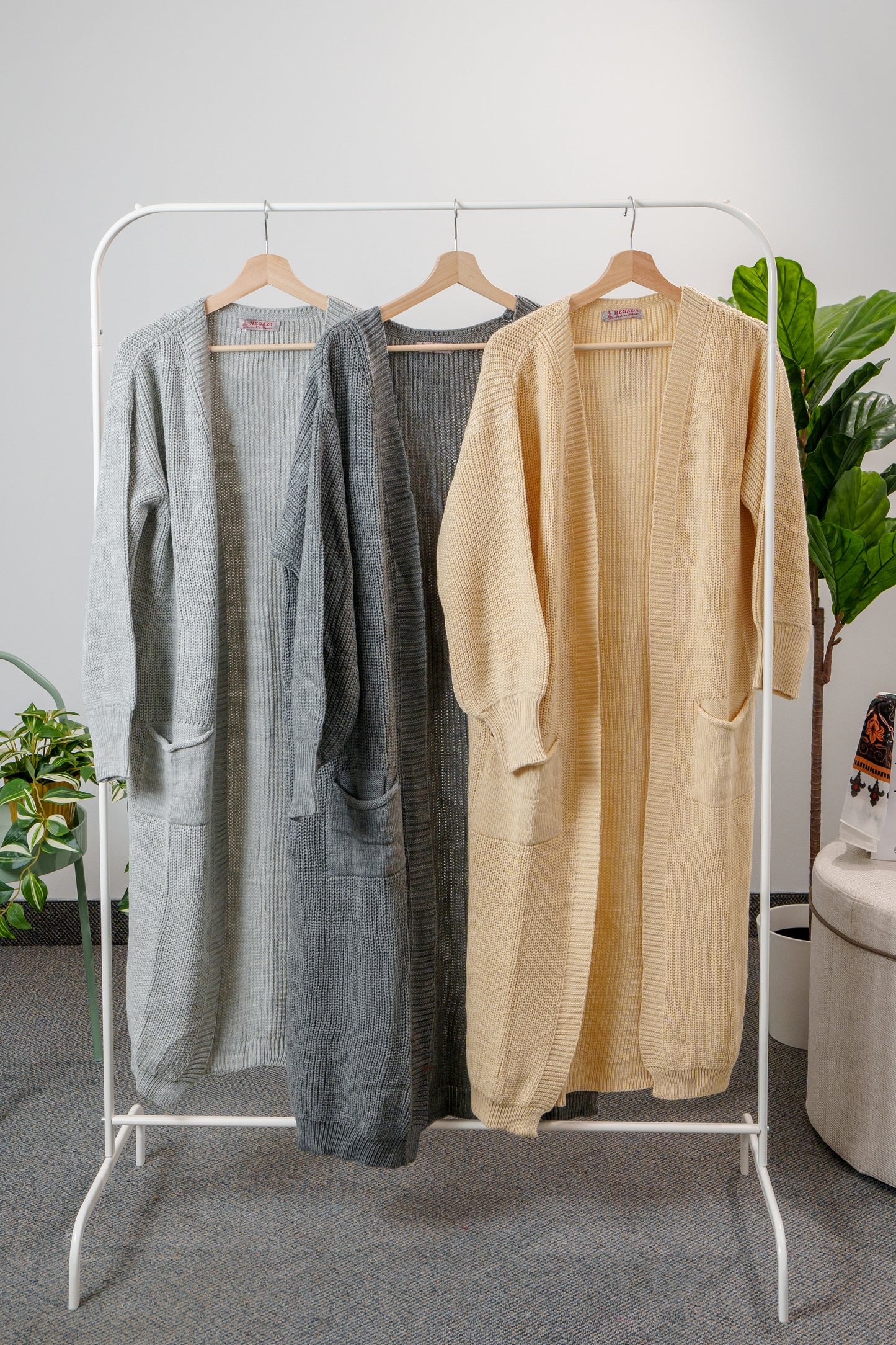 Long cardigan with pockets