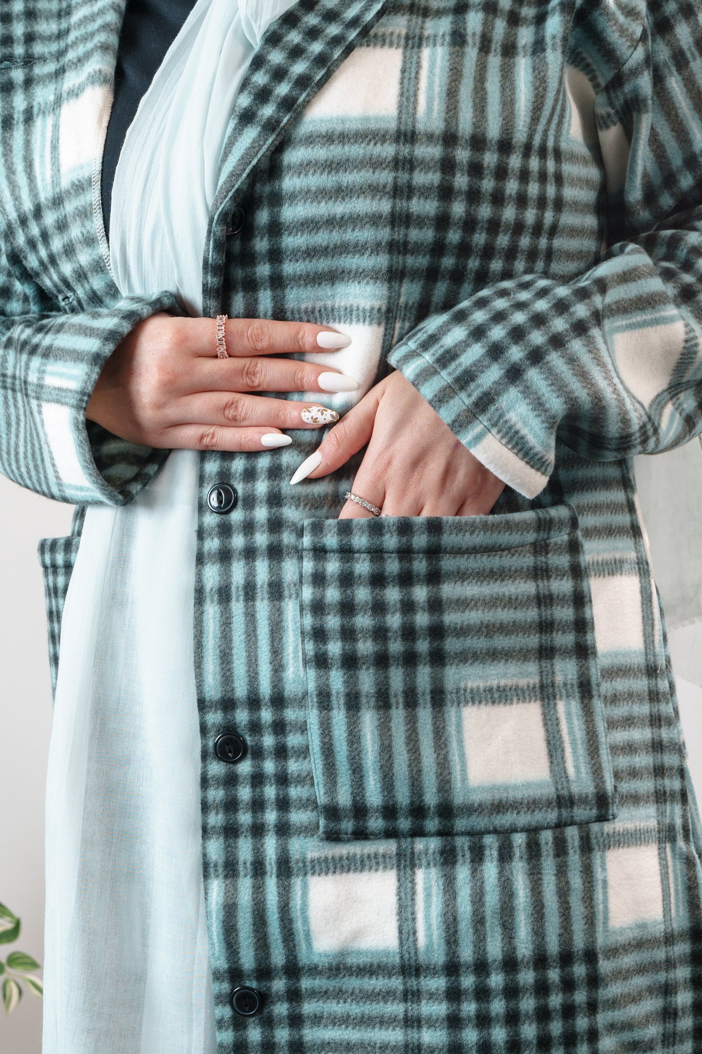 Women's Plaid Long Coat - Cozy Chic