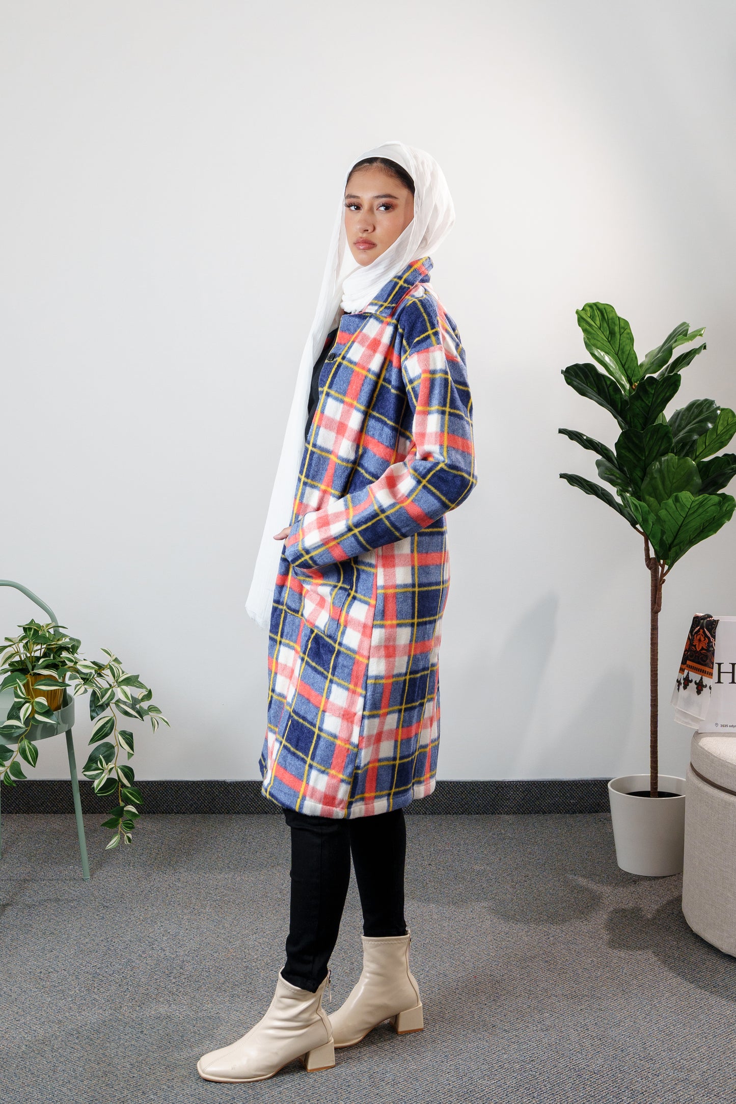 Women's Plaid Long Coat - Cozy Chic