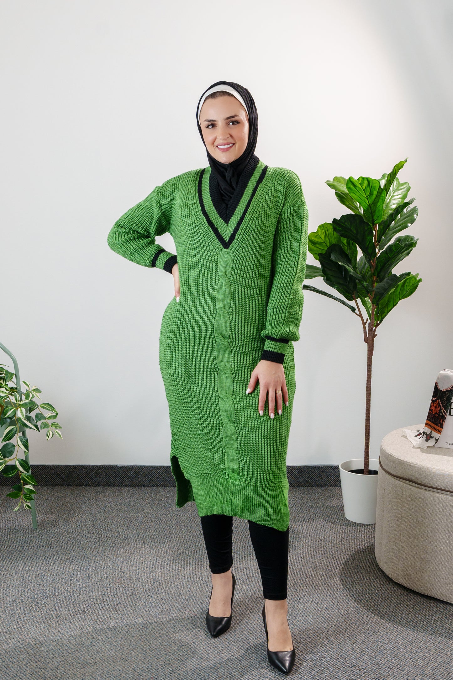 Women's Oversized Knit Cardigan with Contrast Stripes