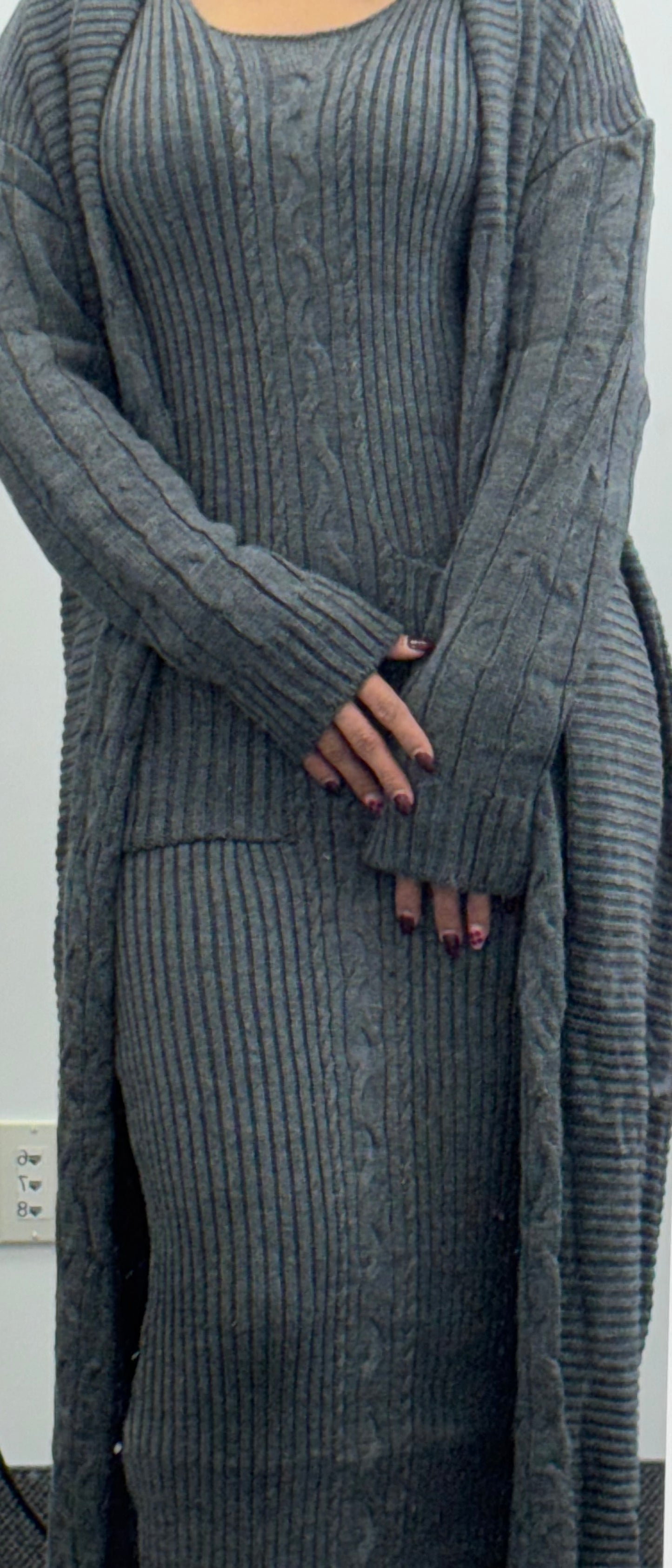 Set 00162 knitwear long jacket + cut dress