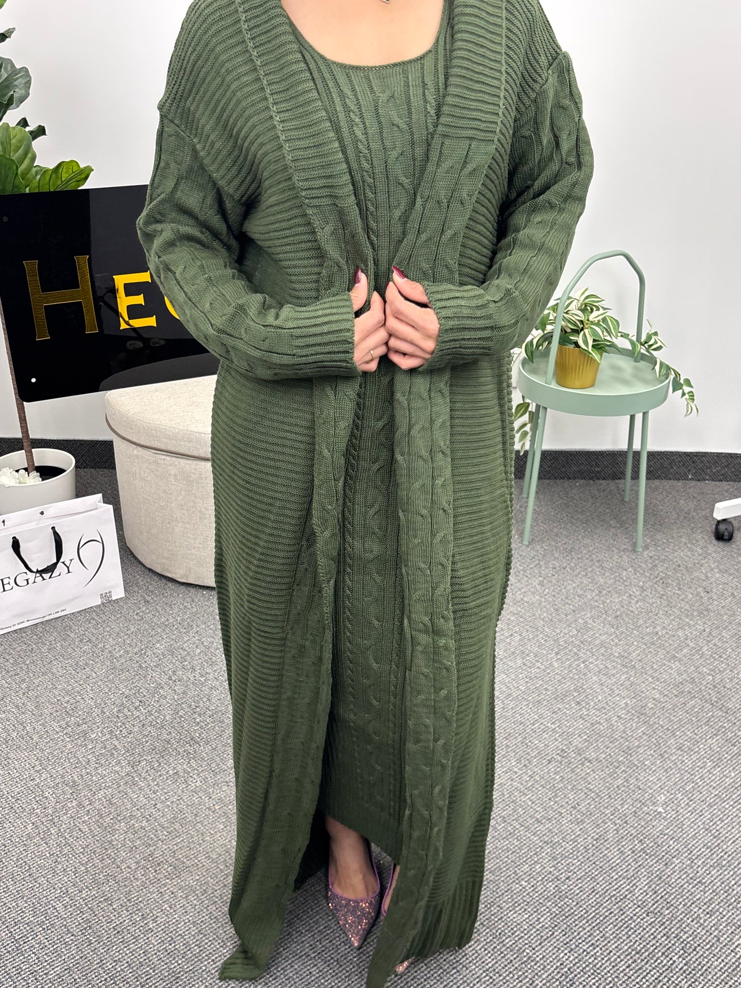 Set 00162 knitwear long jacket + cut dress