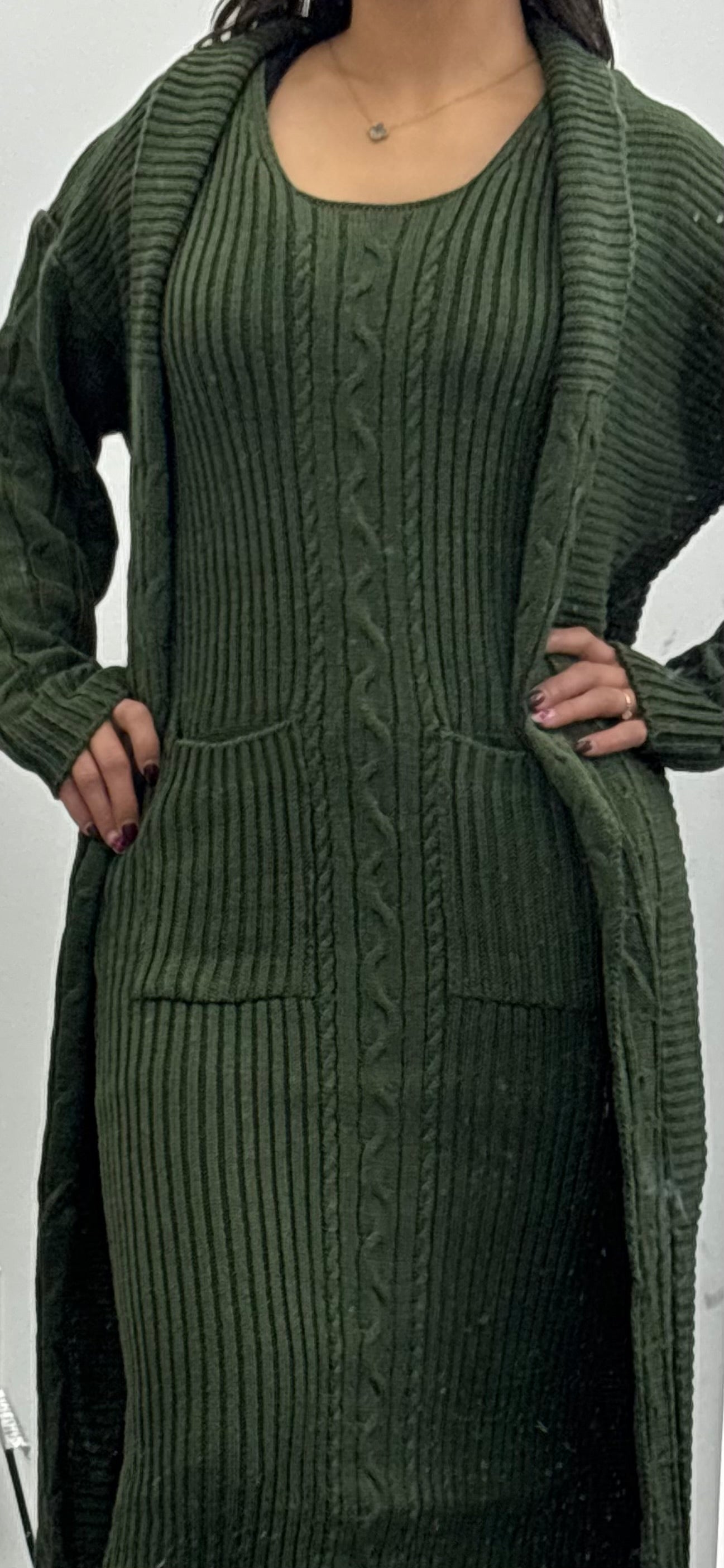 Set 00162 knitwear long jacket + cut dress
