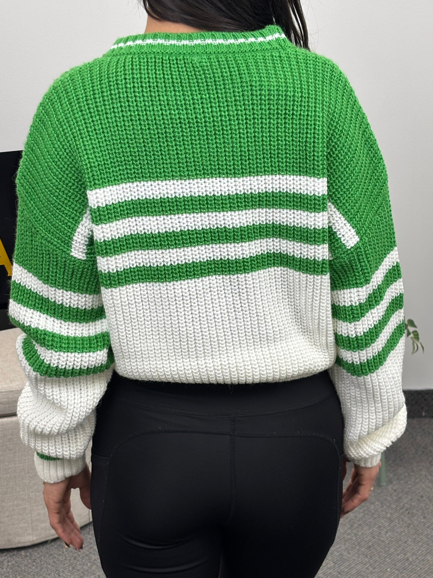 Pullover 233016 knitwear