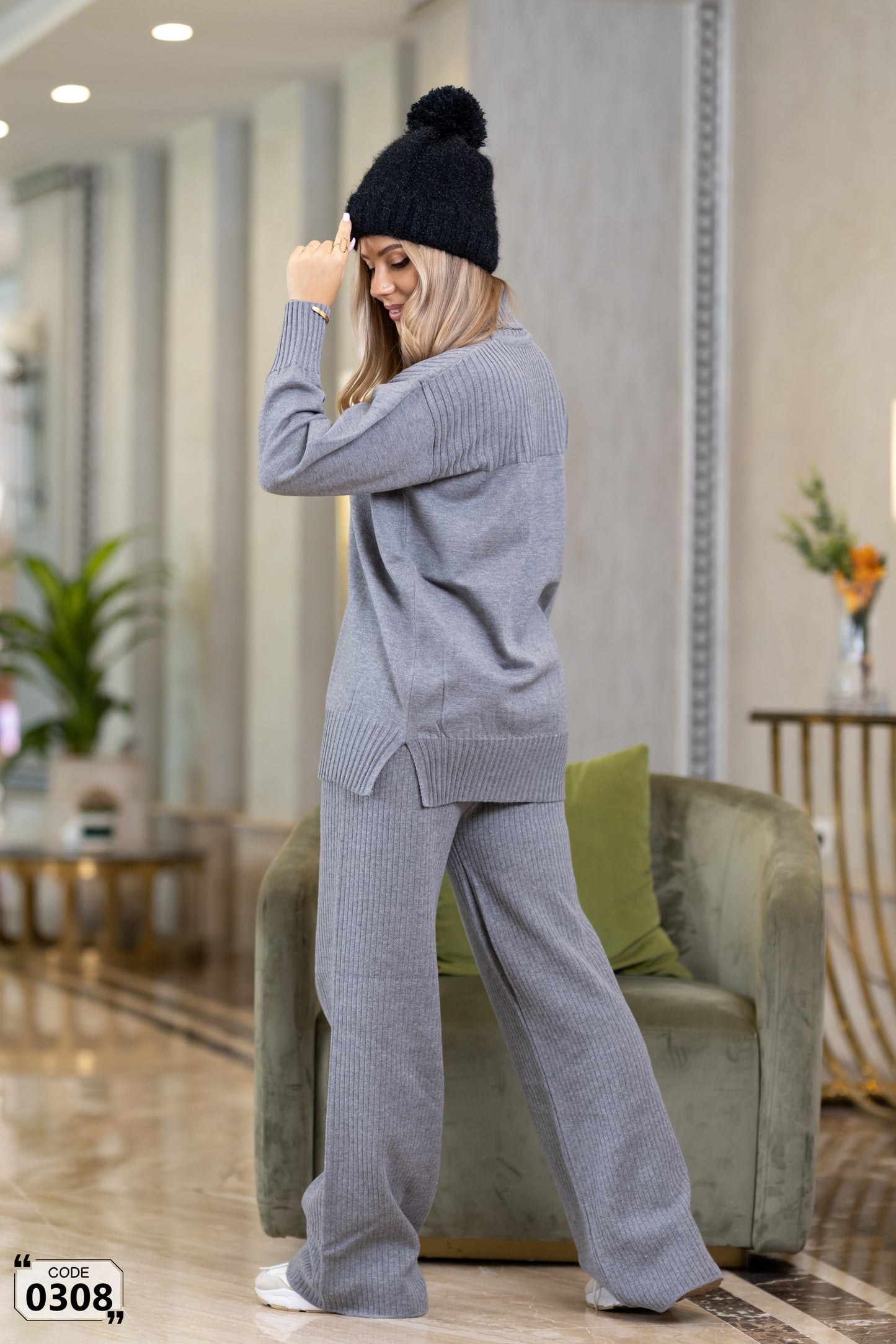 Hoddied  plain ribbed high collar Set