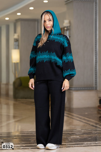 Solid colored sets with pattern