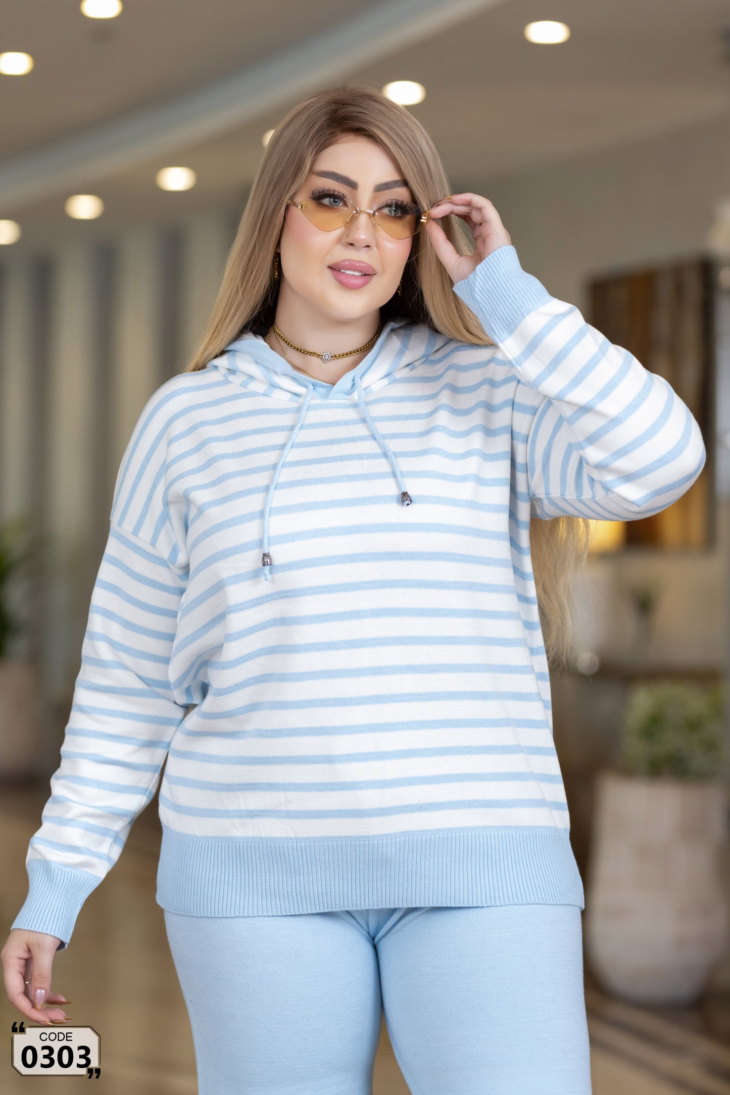 Striped hoddied Set