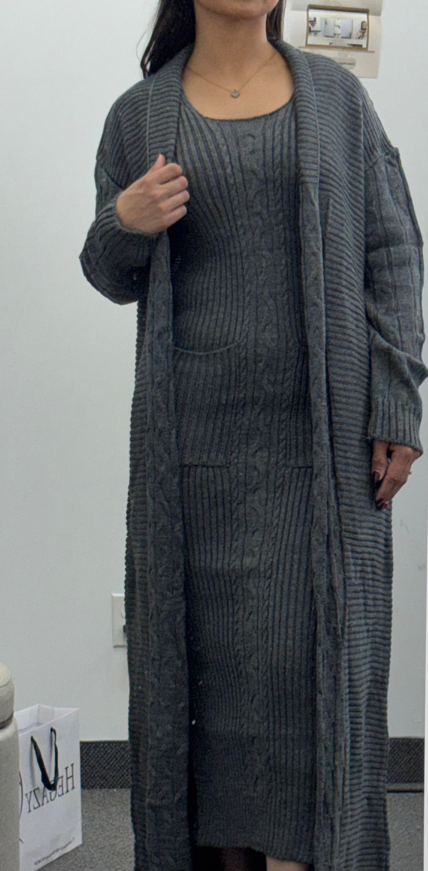 Set 00162 knitwear long jacket + cut dress