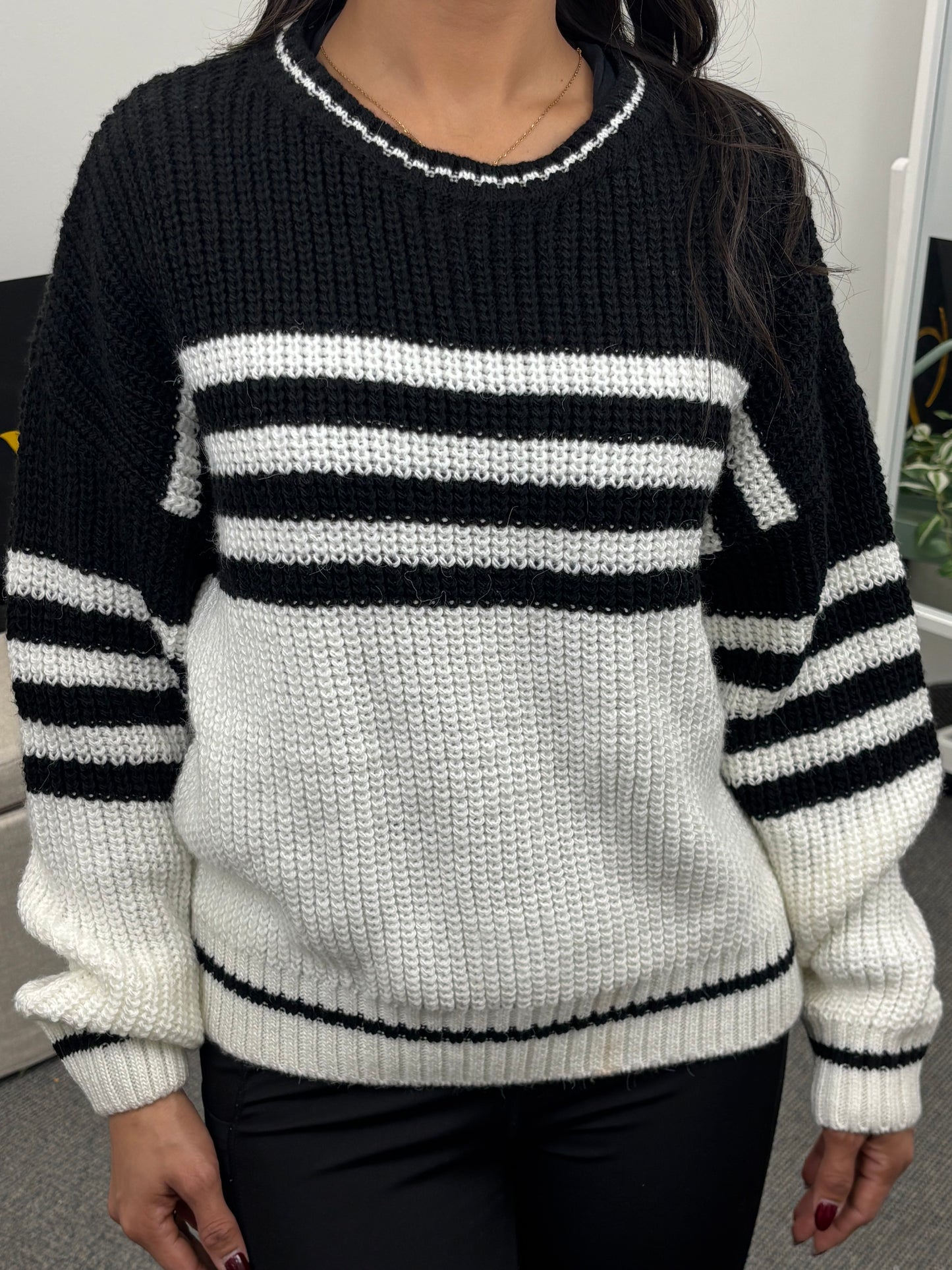 Pullover 233016 knitwear