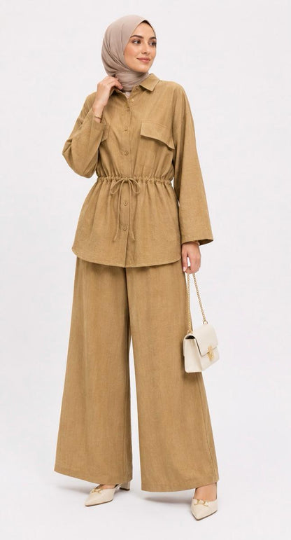 Utility two pocket set