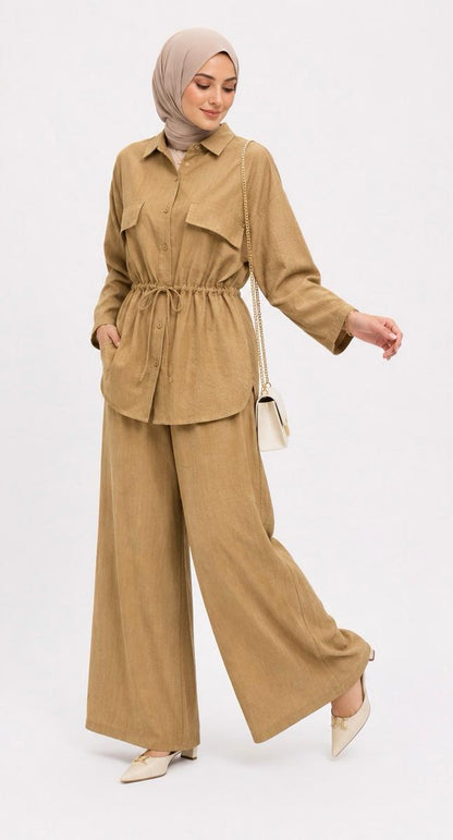 Utility two pocket set