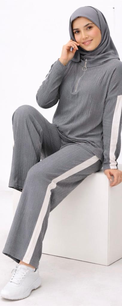 Ribbed Zip-Neck Modest Lounge Set